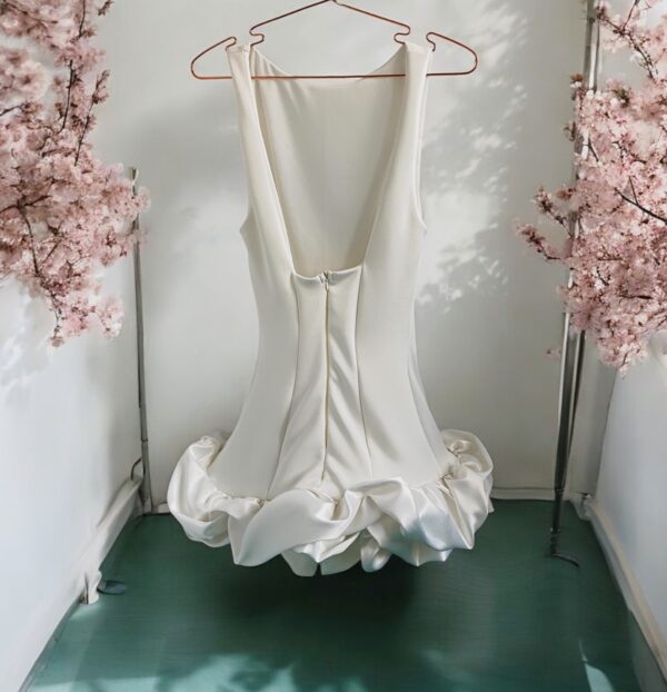 Ruffle charm - Image 9